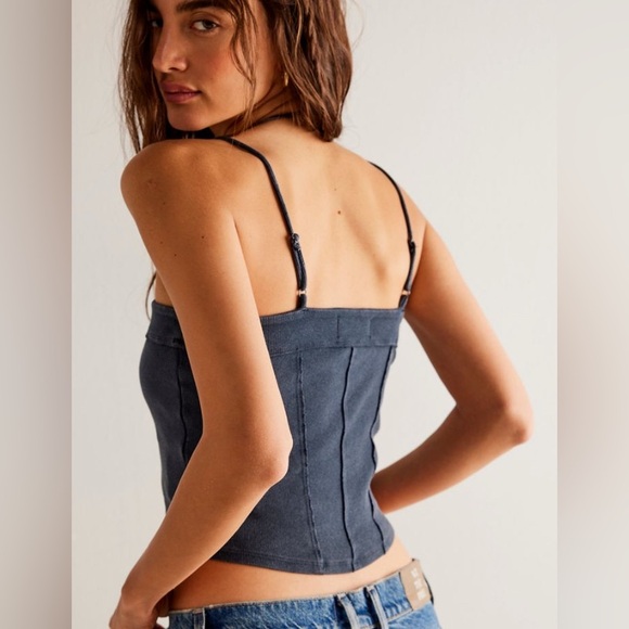 We the Free Golden Hour Tank - Picture 2 of 3